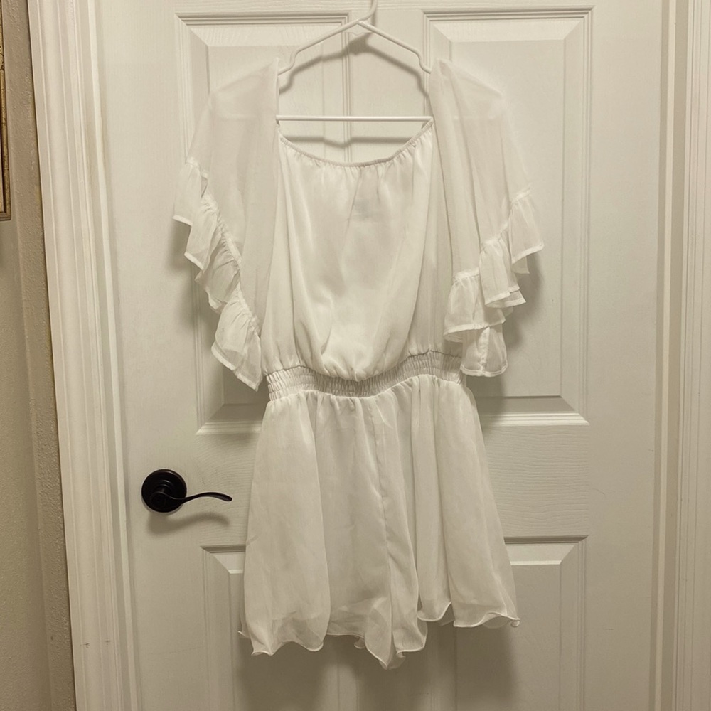 Endless Rose size M NWT white romper